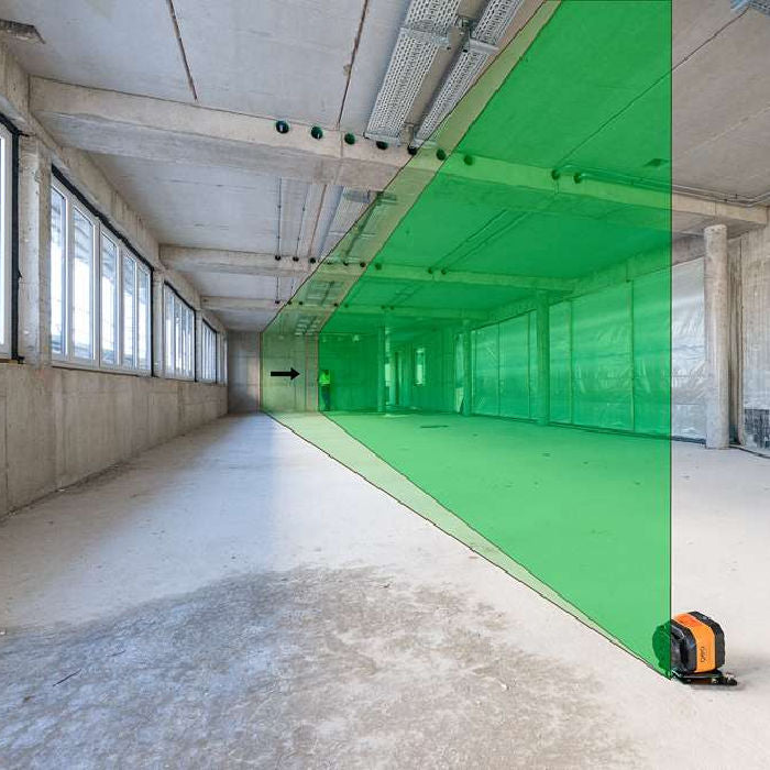 Geo Fennel FLG 245HV GREEN TRACKING Rotating Laser Level with FR 77mm Laser Receiver at a construction site with laser diagram