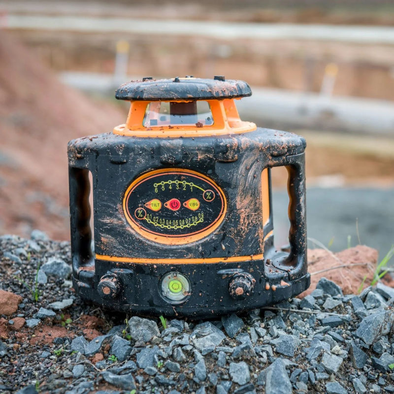 Geo Fennel FL 300HV-G Easy Grade Rotating Laser Level Dirty